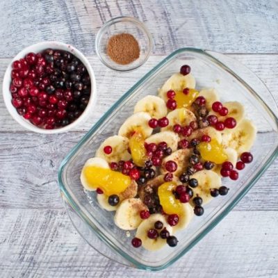 Baked Oatmeal with Bananas and Berries recipe - step 2
