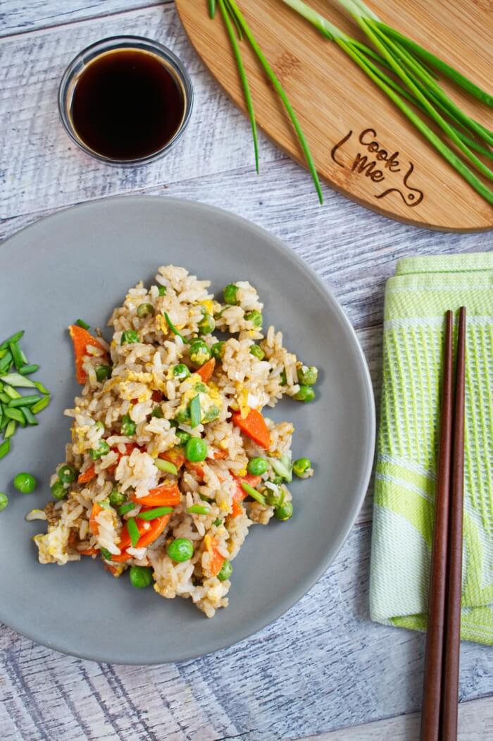 Chinese Fried Rice Recipe in a Restaurant Style - Cook.me ...