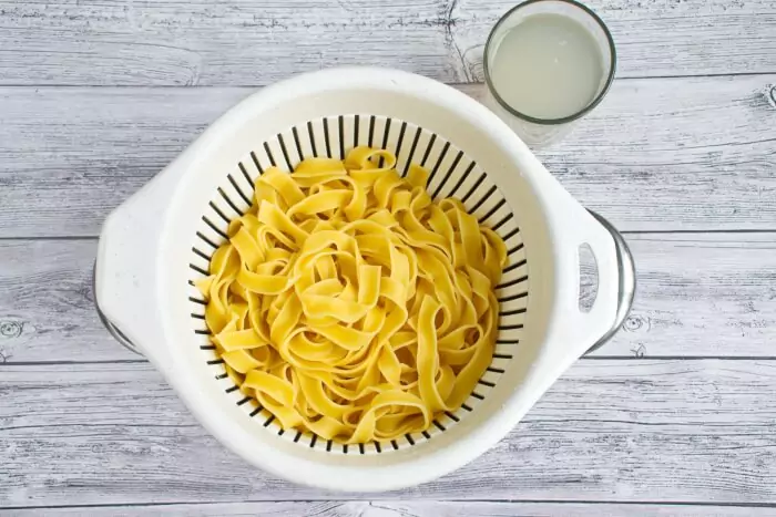 Step 3 - Classic Chicken Alfredo Pasta