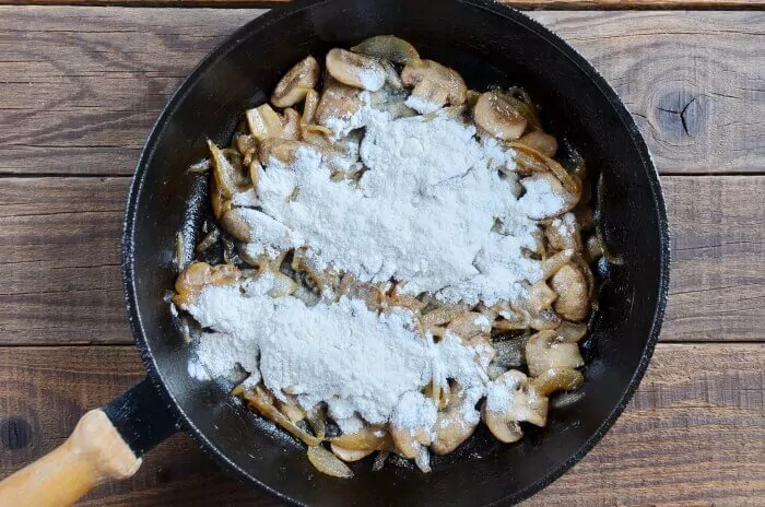 Step 5 - Classic Beef Stroganoff