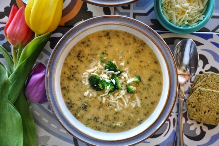 How to serve Keto Broccoli Cheddar Soup