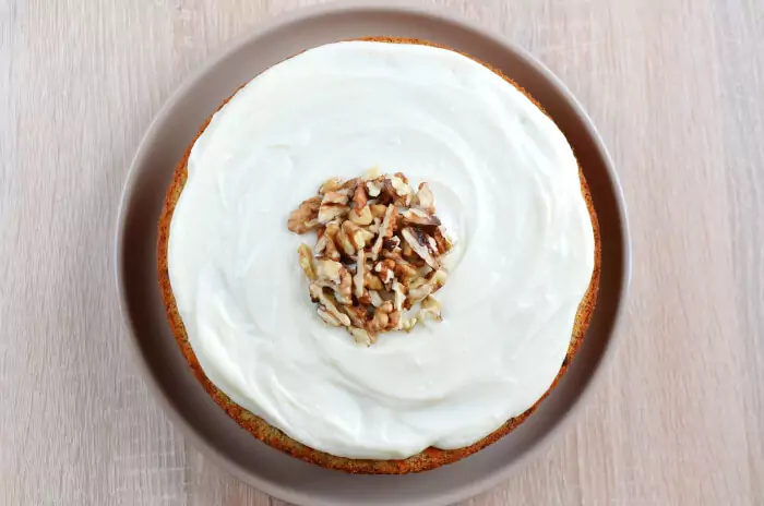 Step 8 - Easy Carrot Cake