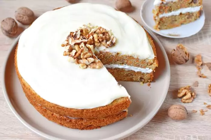 Easy Carrot Cake