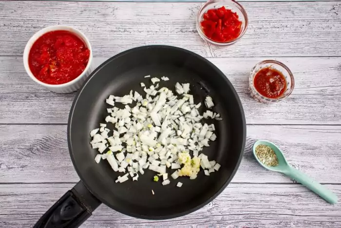 Step 4 - Easy Low-Carb Mozzarella Chicken