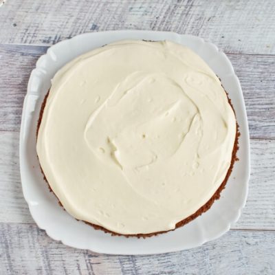 Easy Ho Ho Cake recipe - step 4