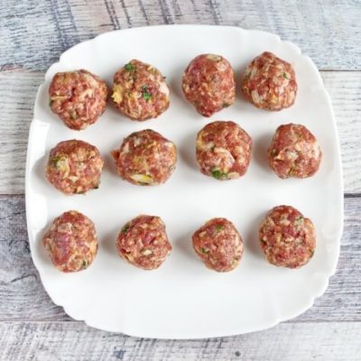 Juicy Beef Meatballs recipe - step 2