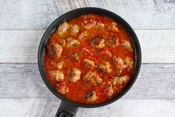 Step 6 - Juicy Beef Meatballs