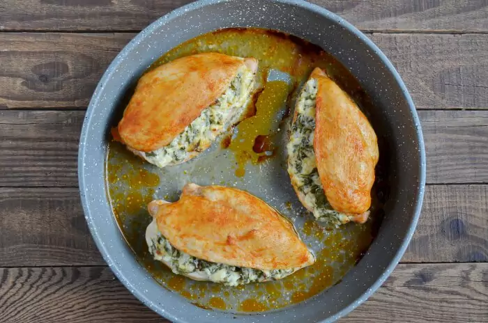Step 6 - Keto Spinach Stuffed Chicken