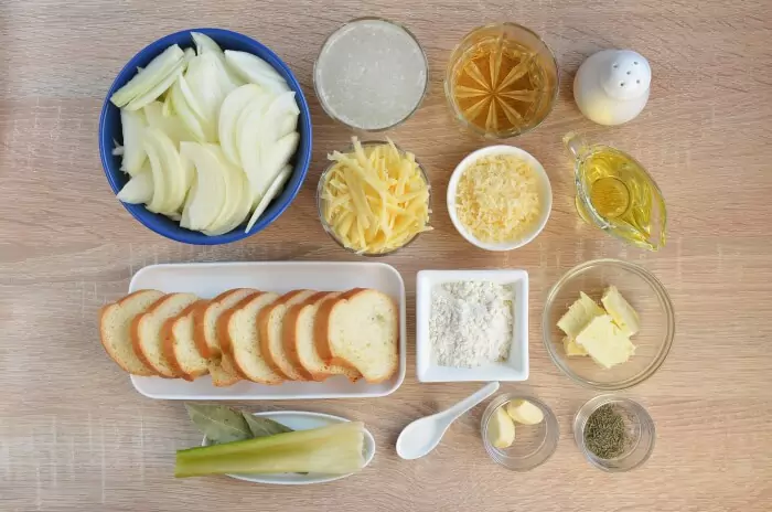 Ingredients for Traditional French Onion Soup