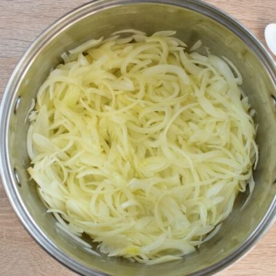 Traditional French Onion Soup recipe - step 3