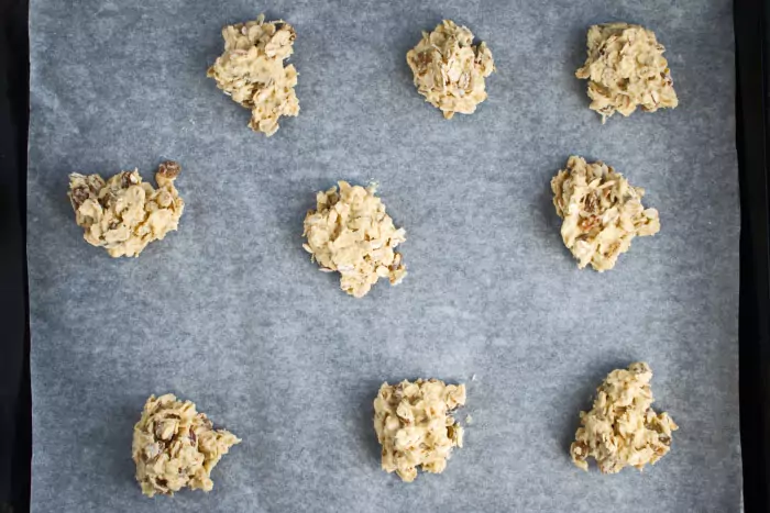 Step 4 - Oaty Raisin Cookies