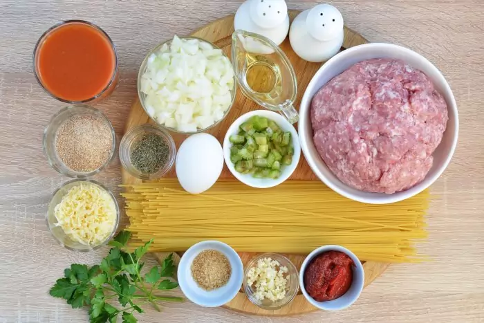 Ingredients for One-Pot Meatballs with Spaghetti