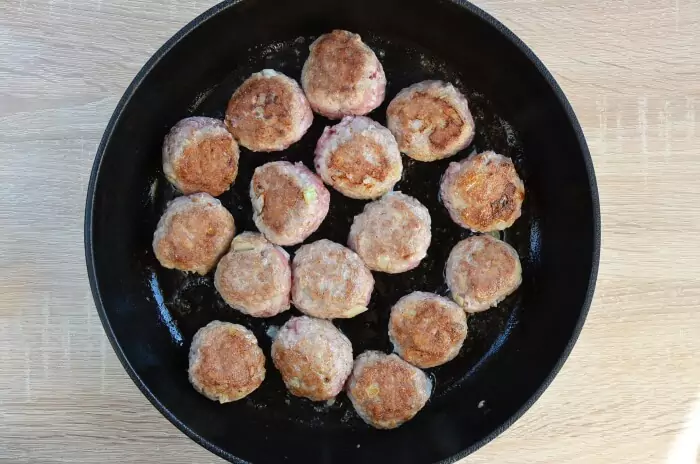 Step 2 - One-Pot Meatballs with Spaghetti