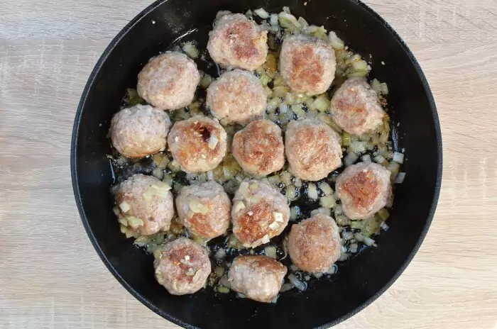 Step 3 - One-Pot Meatballs with Spaghetti