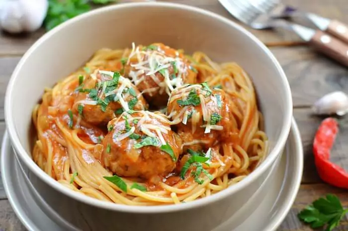 One-Pot Meatballs with Spaghetti