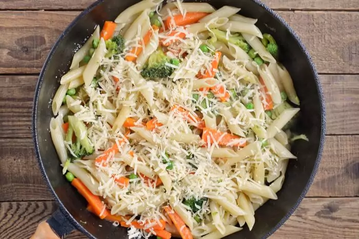 Step 5 - Classic Pasta Primavera
