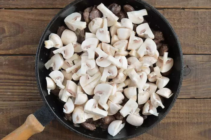 Step 3 - Sauteed Chicken Hearts with Mushrooms