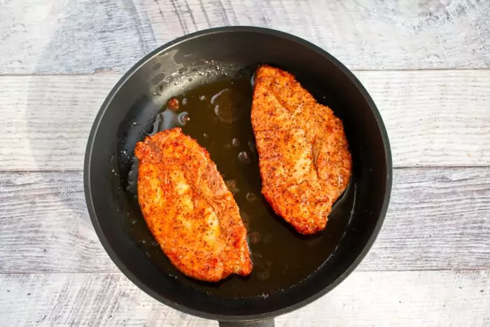 Simple Caramelized Chicken Breast recipe - step 4