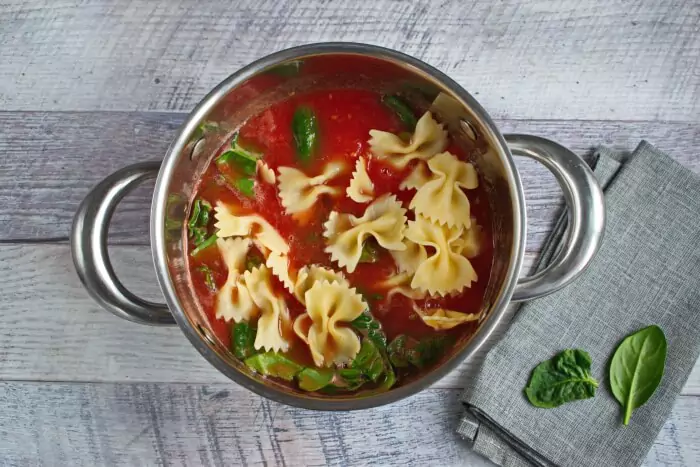 Step 3 - Tomato Florentine Soup