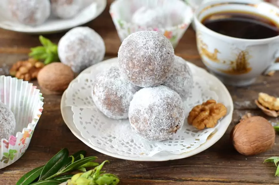 Cocoa and Nut Rum Balls