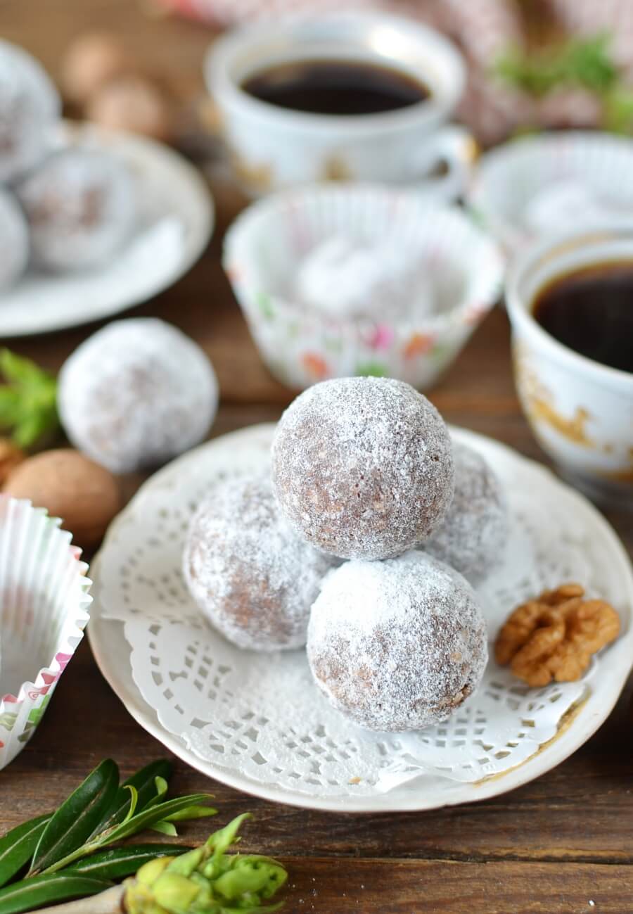 Cocoa and Nut Rum Balls Recipe Cook.me Recipes