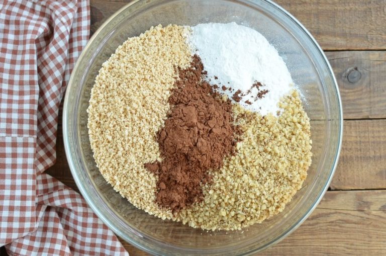 Step 1 - Cocoa and Nut Rum Balls
