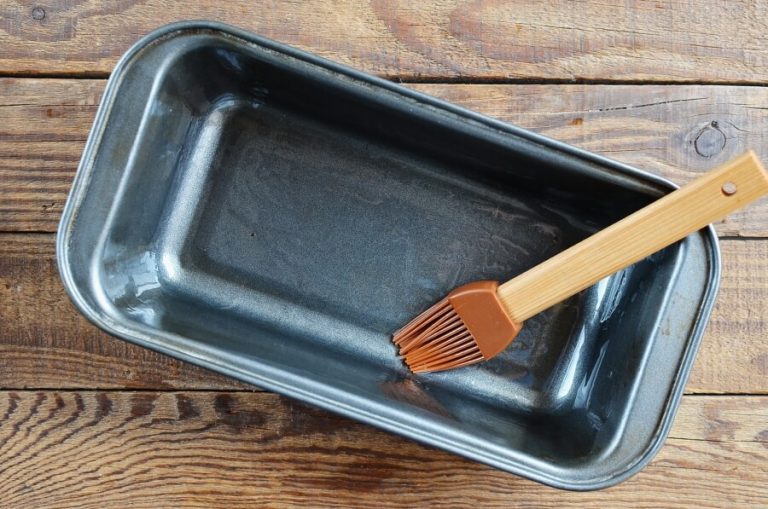 Step 1 - Colonial-Style Brown Bread