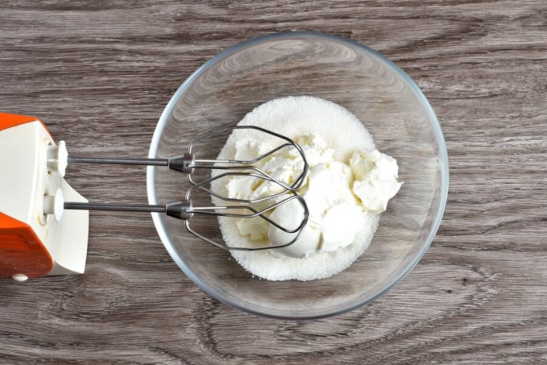 Step 1 - Creamy Pineapple Cheesecake