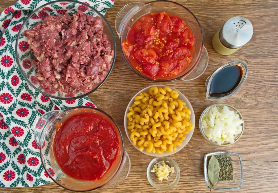 Ingredients for Easy Homemade Goulash