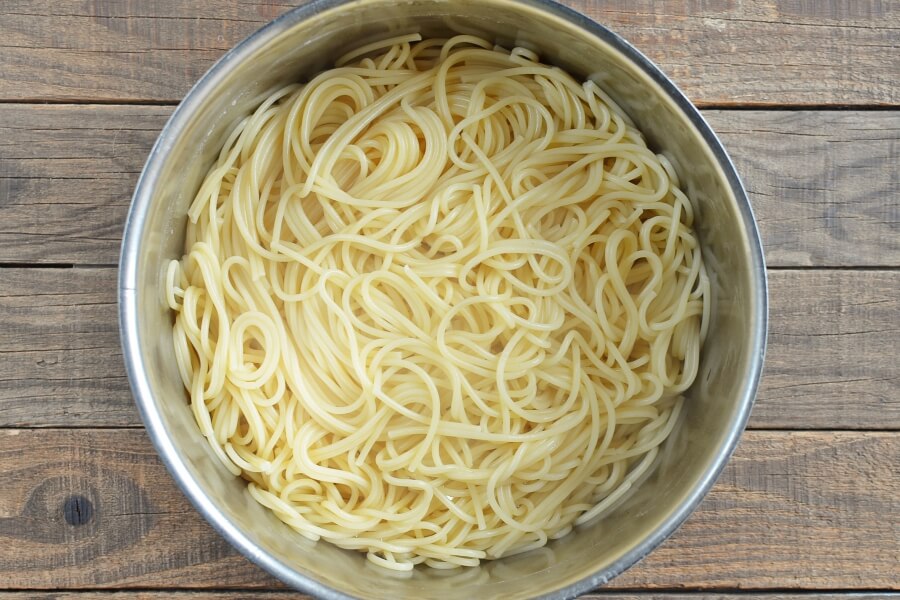 Baked Spaghetti Casserole recipe - step 2