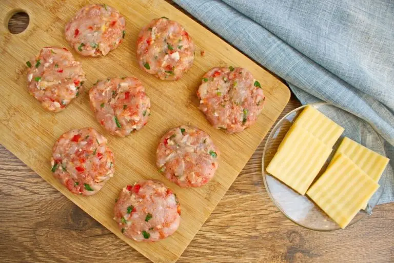 Step 2 - Cheese-Stuffed Turkey Burgers