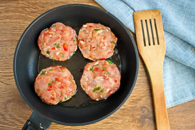 Step 4 - Cheese-Stuffed Turkey Burgers