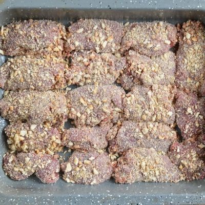 Crumbed Baked Chicken Livers recipe - step 3