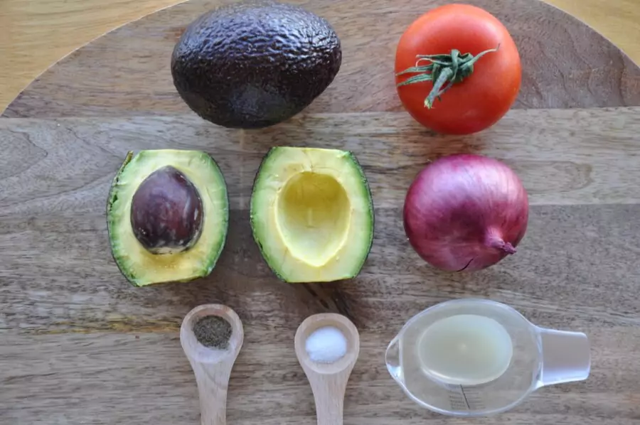 Ingredients for Easy Keto Guacamole with Avocado