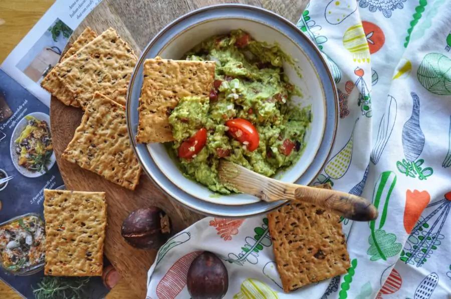 Easy Keto Guacamole with Avocado