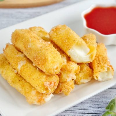 How to Cook Fried Mozzarella Sticks Recipe - Cheesy Snacks Recipes - Classic Itaian Cuisine Recipes - Delicious Beef Cannelloni - How to Fry Mozzarella Sticks in Pan