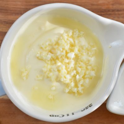 Garlic Mayonnaise recipe - step 2