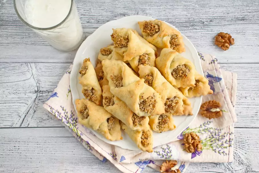 How to serve Hungarian Kiffle Cookies
