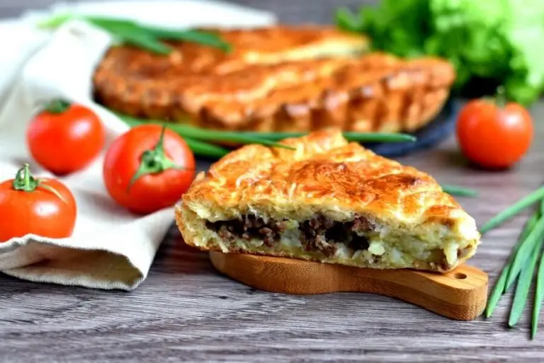 Step 10 - Meat and Onion Pie