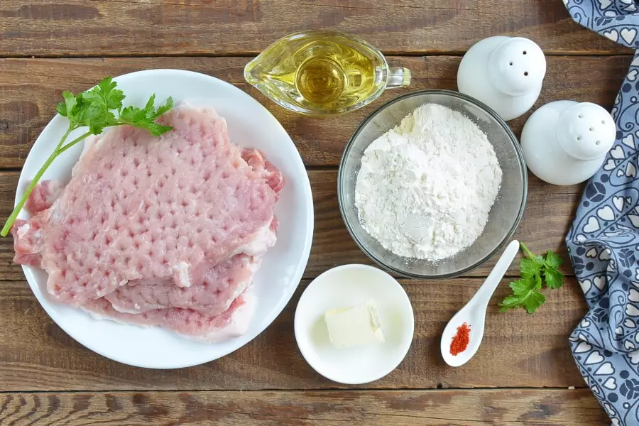 Ingredients for Pan-Fried Pork Chops