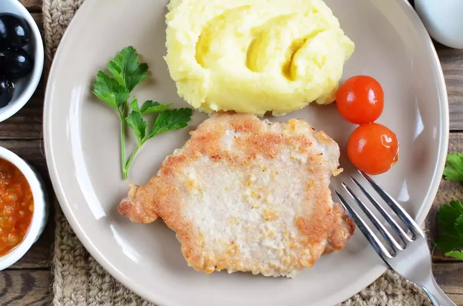 Pan-Fried Pork Chops