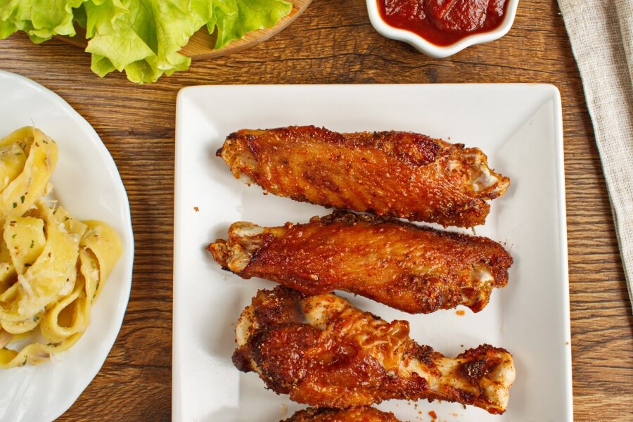 How to serve Keto Pan-Fried Turkey Wings