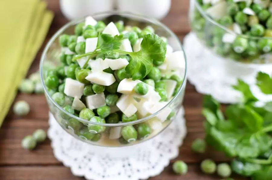 Pea Salad with Egg