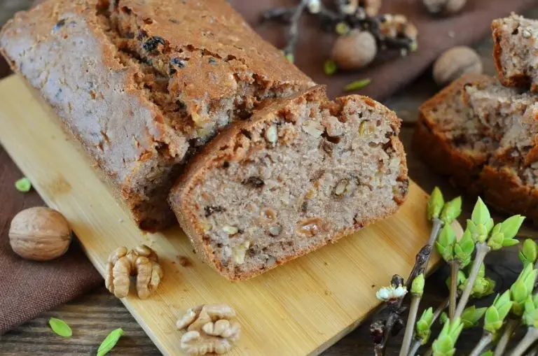Step 8 - Raisin and Walnut Cake