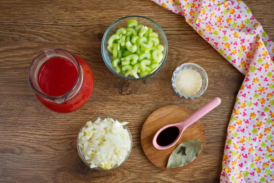 Ingredients for Southern-Style Tomato Aspic