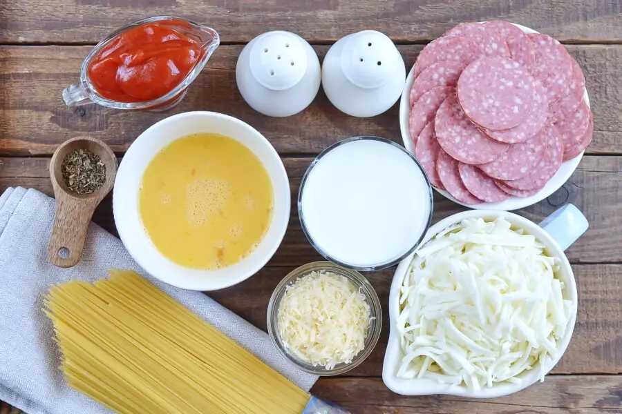 Ingredients for Easy Pasghetti Pizza