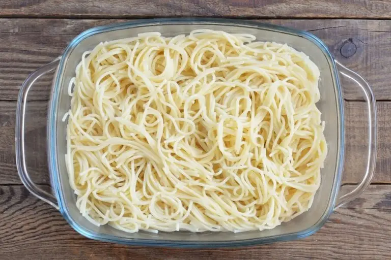 Step 3 - Easy Pasghetti Pizza