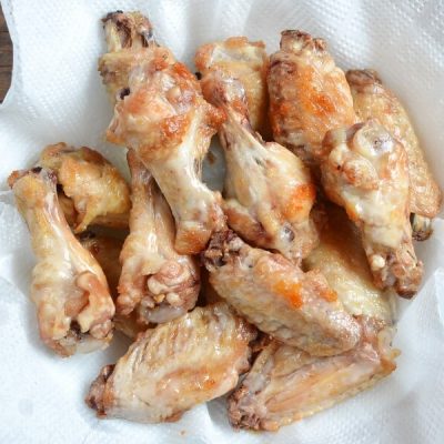 Spicy Buffalo Chicken Wings recipe - step 2