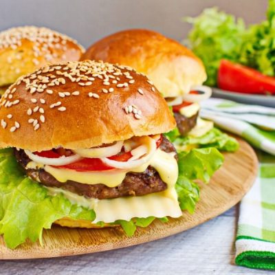 How to serve Easy Beef Burger