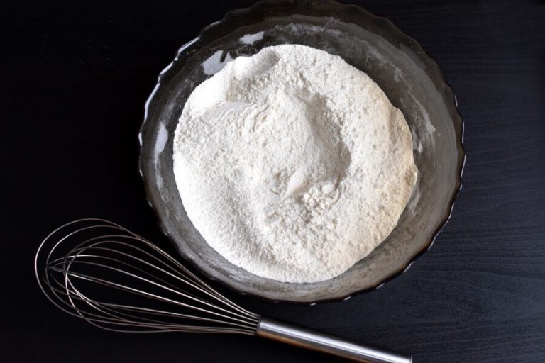 Step 2 - Vanilla-Frosted Cupcakes